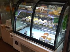 面包甜点陈列柜-花园饼屋·吐司蛋糕面包(星海店)