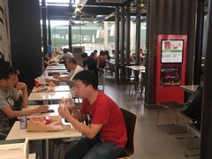 大堂-麦当劳(深圳北站高铁店)