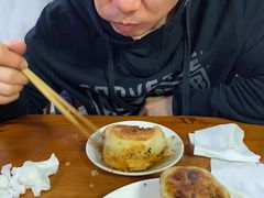 -宝瑞门钉肉饼店