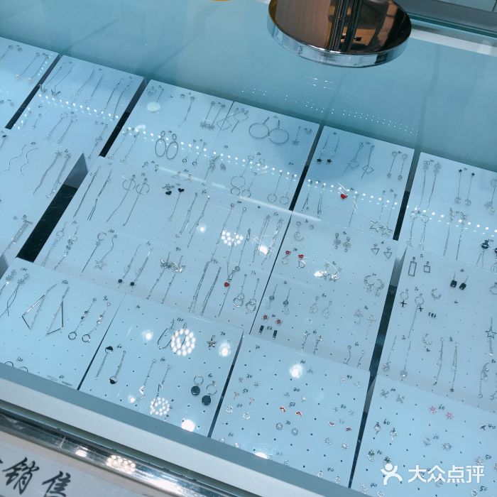 花师傅专业穿耳洞打耳洞-图片-广州丽人-大众点评网