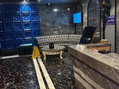 -欢乐迪KTV(南坪上海城店)