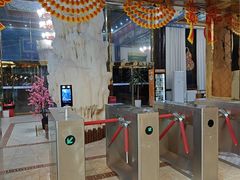 -龙脉温泉室内游泳馆