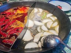 -鸿姐老火锅(静安店)