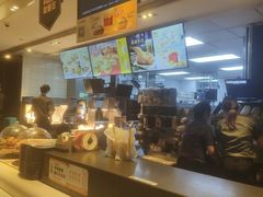 -麦当劳(虹桥南丰城店)