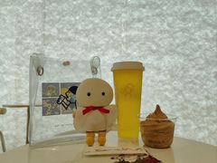 纯绿妍茶后-喜茶(深圳东门1234店)