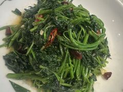 -梁家大院•农家菜(昆山会展中心店)