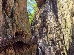 -龙潭大峡谷