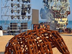 -北戴河碧螺塔海上酒吧公园