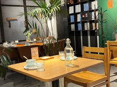 -一坐一忘云南菜(嘉里中心店)
