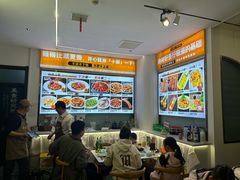 -嗨辣小聚·盘锦河蟹·海鲜烧烤龙虾(盘锦十年好店)