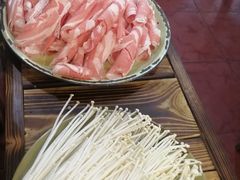 -东镇老火锅(长春路首店)