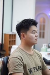 -理昂男士理发店 Barber shop