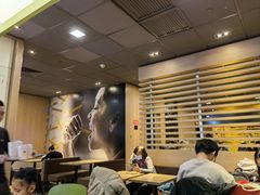 -麦当劳(杭州西湖银泰百货店)
