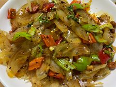 -苏莱特色牛骨滩羊手抓馆(长城东街总店)