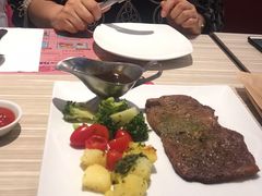 -必胜客(东大桥店)