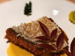 -本源食集 日式烧肉·炉端烧(东海缤纷店)