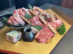-铭牛烧肉·和牛海鲜自助(高新月牙湖店)
