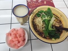 -攉转金牌豌杂面(安泰店)