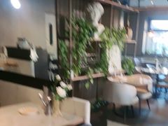 -必胜客(漕宝路店)