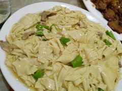尖椒干豆腐-王三美食(荷斯坦牛路店)