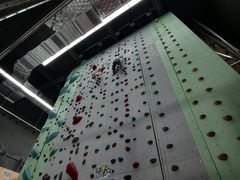 -蓝天攀岩-青少年训练(罗湖益田假日广场店)