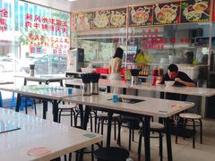 大堂-华威达牛庄(黄埔大道西店)