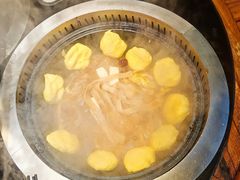 -锅老头海鲜铁锅炖
