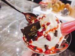 火烈鸟香草味软冰淇淋杯-GODIVA(王府井apm店)