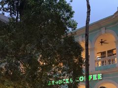 -星巴克臻选(广州沙面店)