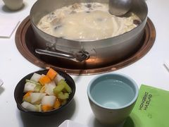 -洪氏嗨捞·猪肚鸡火锅(阳光天地店)