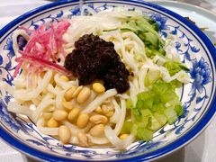 老北京炸酱面-海碗居(王府井店)