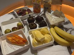 -涨巢·潮玩水疗局