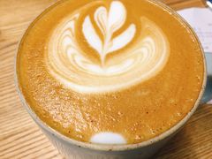 拿铁-VESH COFFEE(定西路店)