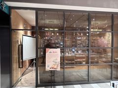 -百新书局(尚悦湾店)