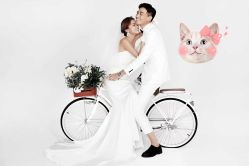 -伯爵婚纱摄影(光谷店)