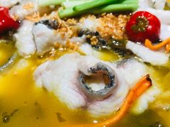 -山城外·非遗酸菜鱼(财富中心店)