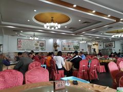 大堂-红日饭店(裕隆三路店)