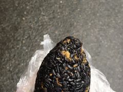 早点的蒸饭包油条-芳婆糕团店(王府大街店)