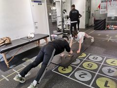-汗水空间私教健身连锁(SM广场店)