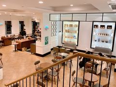 大堂-星巴克臻选(广州沙面店)