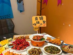 -嗨辣小聚·盘锦河蟹·海鲜烧烤龙虾(盘锦十年好店)
