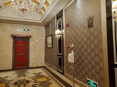 -拉萨圣地天堂洲际大饭店-自助餐厅