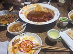 -叶派龙虾•招牌香辣蟹·海鲜(中海国际店)