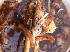 -巍山火巴肉饵丝(大理古城店)