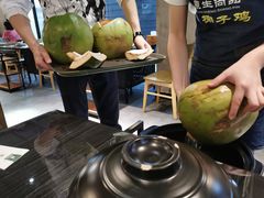 -东椰·海南椰子鸡火锅(朝阳门店)