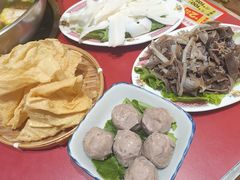 -潮汕·草根牛肉档(上海荟聚城市集市店)