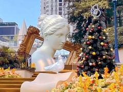 -中航城君尚购物中心