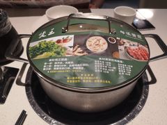 -煲王粤菜餐厅(中侨中心店)