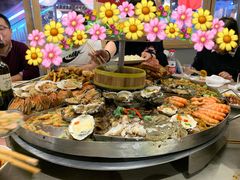 -日进一片海.生腌海鲜火锅.宵夜烧烤(三里屯总店)