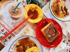 滑蛋黑椒龙利鱼饭-憶廟街 X 沙角邨(太古城店)